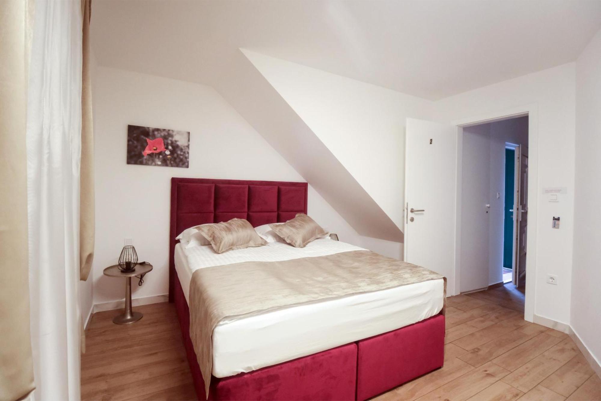 Guesthouse Bepa Split Extérieur photo