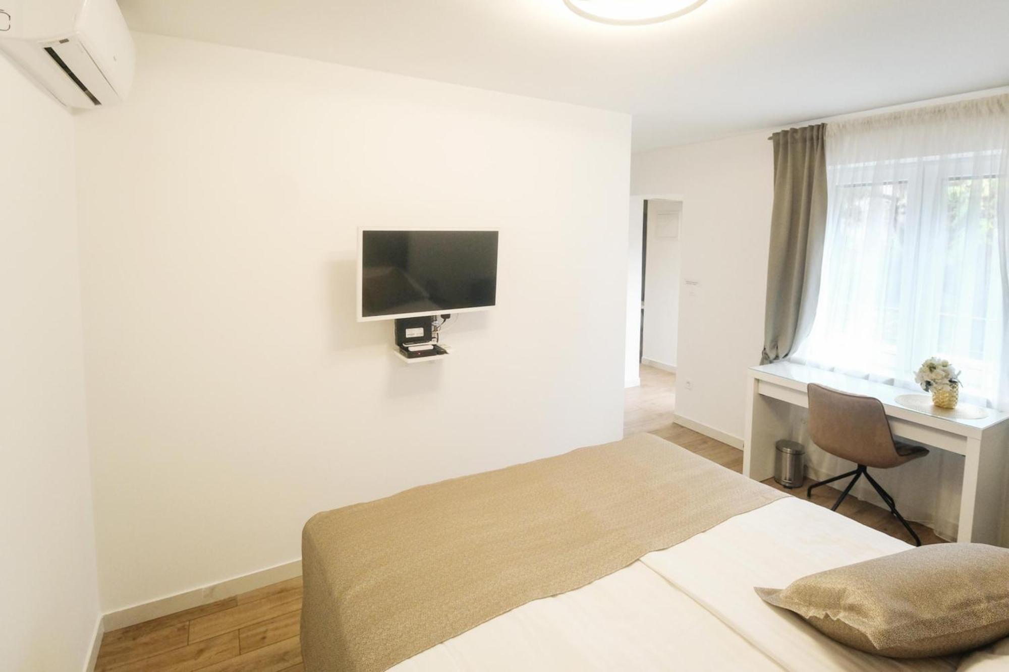Guesthouse Bepa Split Extérieur photo
